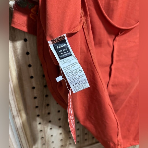 NWOT Bohemela Vacation Embroidered Flower DecorT-Shirt Top Open Back Boho - Picture 7 of 7